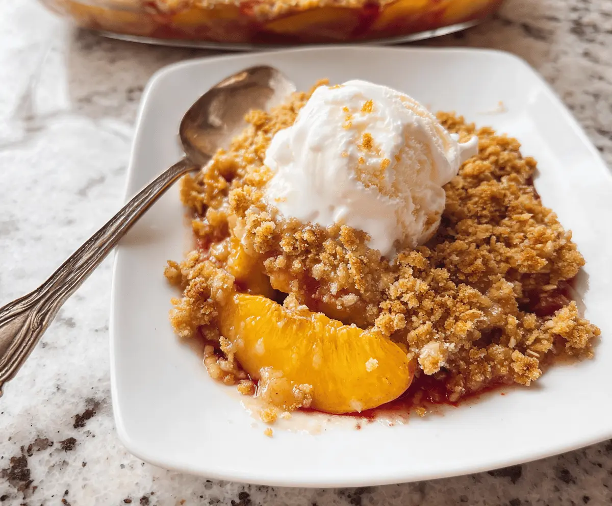 Easy Peach Crisp Recipe with Crunchy Topping